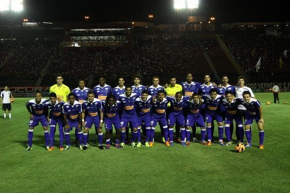 Foto oficial do Cruzeiro tricampeo brasileiro no Barrado