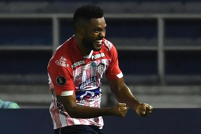 Miguel Borja - Artilheiro da Copa Libertadores, o centroavante colombiano no ser comprado pelo Junior Barranquilla-COL. Com isso, o jogador do Palmeiras passou a se tornar alvo do Boca. Na atual temporada, so 14 gols em 22 jogos.