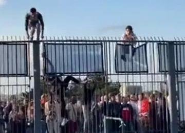 Relatório concluiu que "falhas" das autoridades e da polícia de Paris foram determinantes para a confusão antes de Real Madrid x Liverpool, no Stade de France