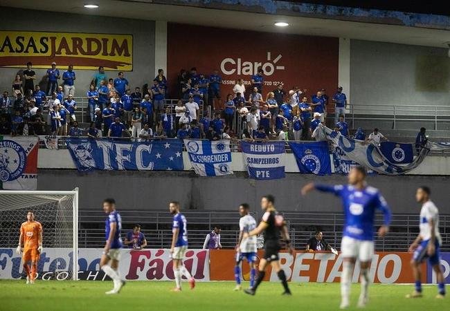 Fotos da partida entre CSA e Cruzeiro, nesta quarta-feira (20), no Rei Pel, em Macei. Jogo  vlido pela 19 rodada da Srie B do Campeonato Brasileiro.
