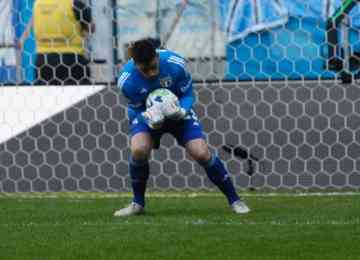 Com três zagueiros, Tricolor teve problemas com a entrada do argentino, que não foi bem, e goleiro normalmente seguro falhou na derrota