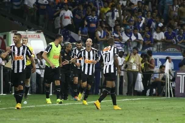 Imagens da deciso entre Cruzeiro e Atltico no Mineiro