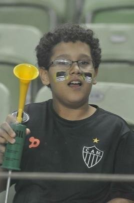 Fotos da torcida do Atltico, no Independncia, durante partida de ida da semifinal do Mineiro, contra o Amrica