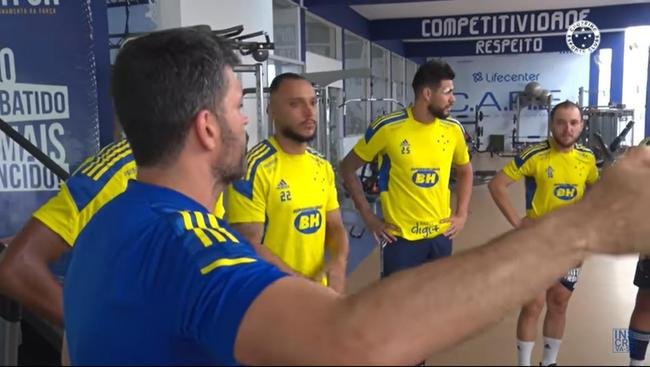 Imagens do treino do Cruzeiro deste domingo