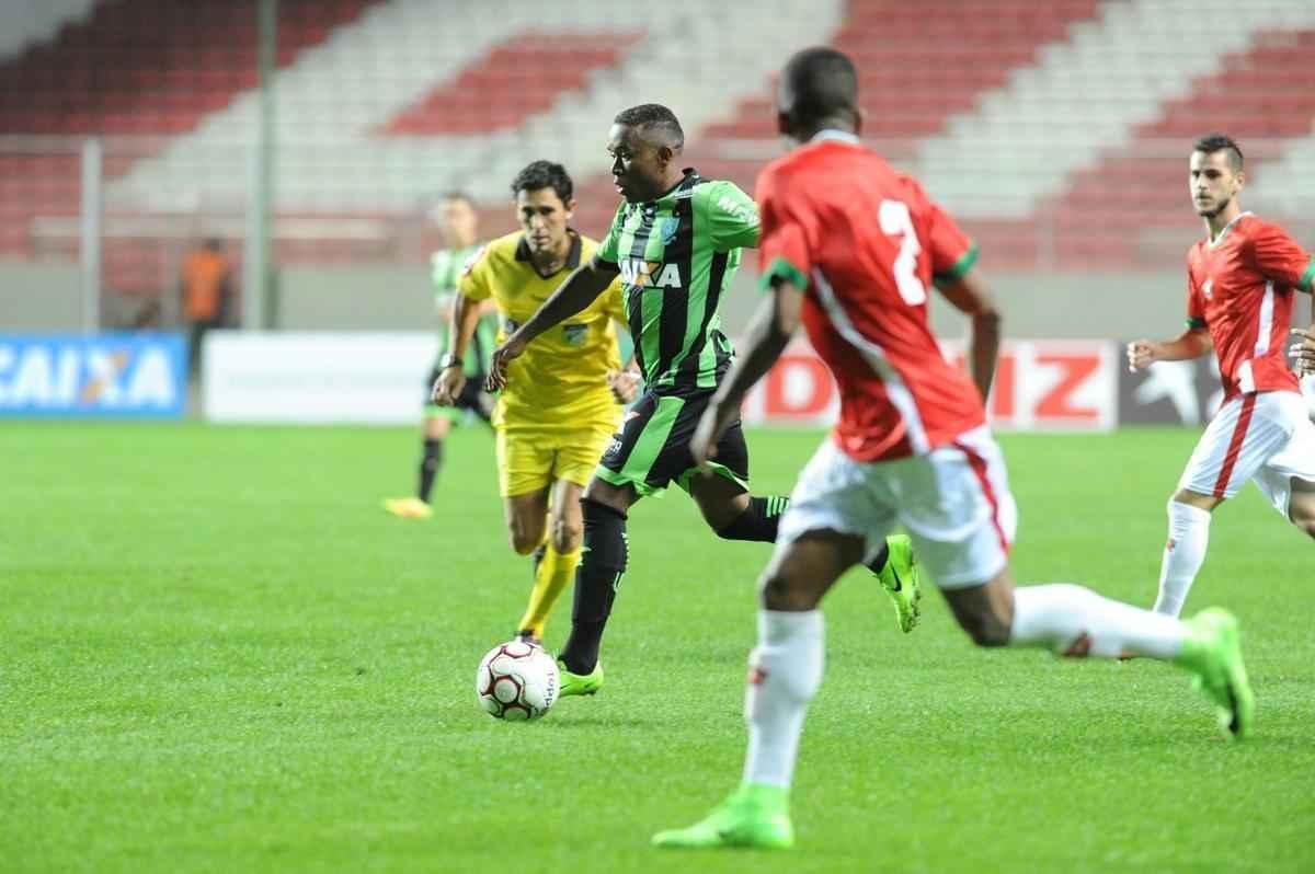 Amrica e Boa Esporte se enfrentaram no Independncia, pela 13 rodada da Srie B do Campeonato Brasileiro