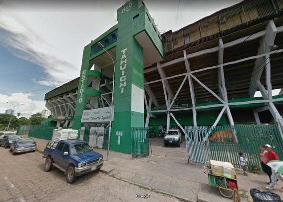 Estádio Ramón Tahuichi Aguilera, Santa Cruz de la Sierra (Bolívia) - a casa do Oriente Petrolero é situada em Santa Cruz de la Sierra, onde a altitude é mais baixa que a de Belo Horizonte: 416 metros. O estádio comporta aproximadamente 35 mil espectadores.