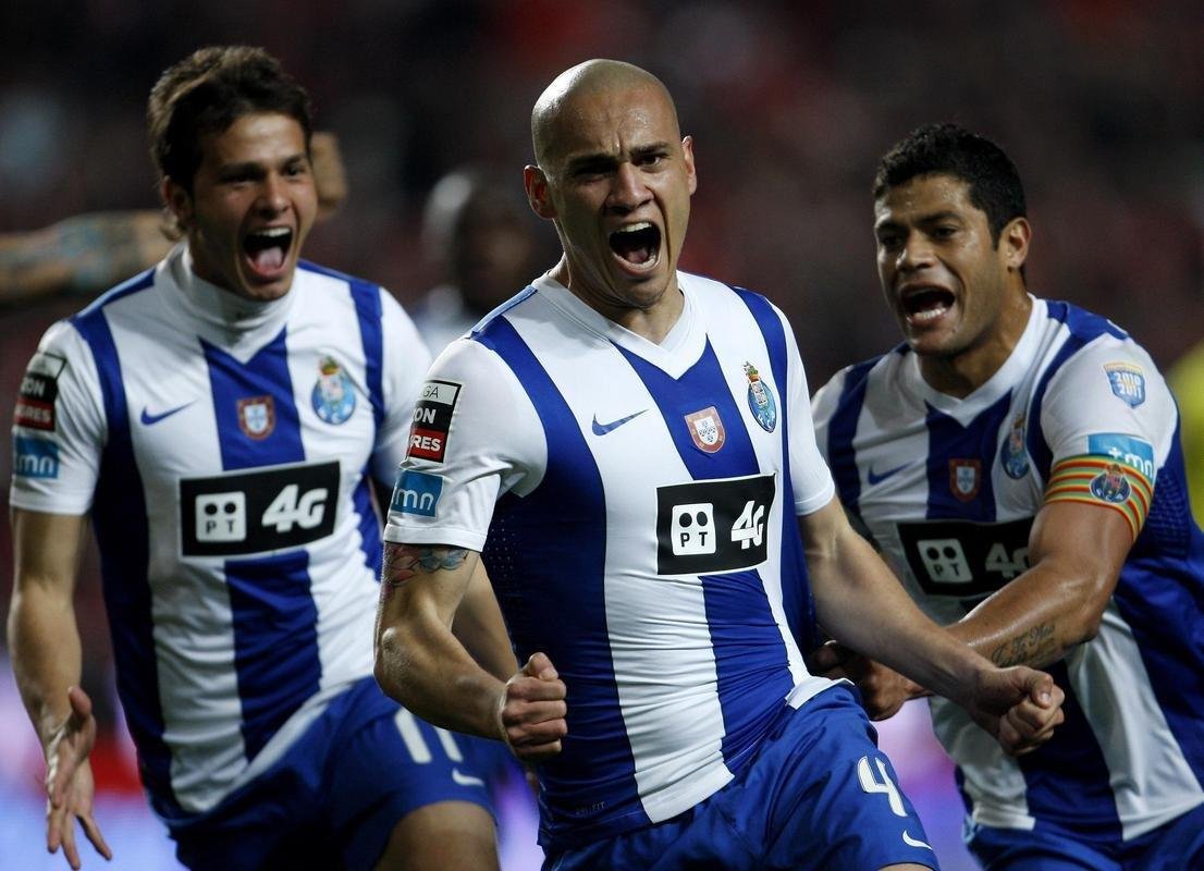 Maicon defendeu o Porto de 2009 a 2016