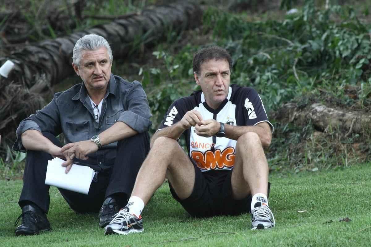 19/06/2012. O diretor de futebol do Atltico, Eduardo Maluf e o tcnico Cuca, durante treino no Centro de Treinamento (Cidade do Galo)