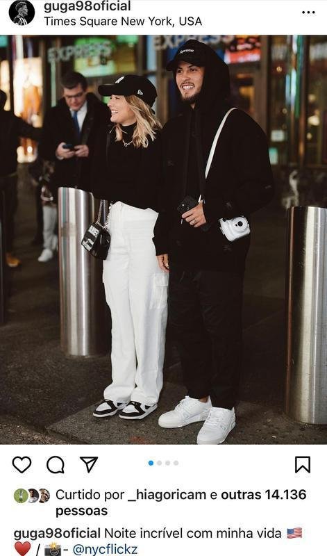 Guga e a namorada em Nova York.