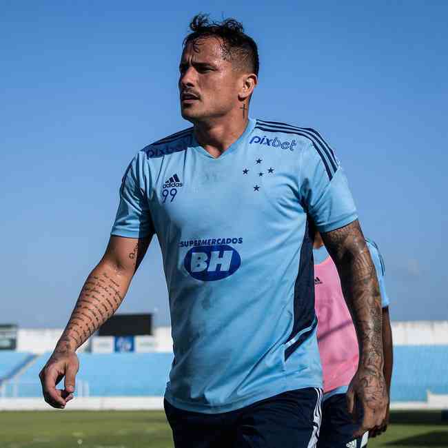 Estilo Saci: gol sofrido pelo Cruzeiro chama a atenção da web; assista -  18/04/2021 - UOL Esporte
