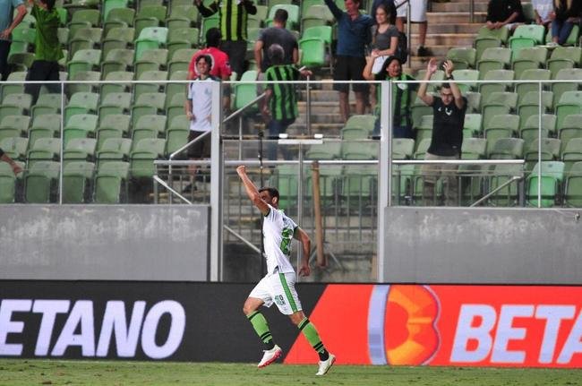 Fotos da partida entre Atltico e Amrica, no Independncia, pela quinta rodada do Campeonato Brasileiro