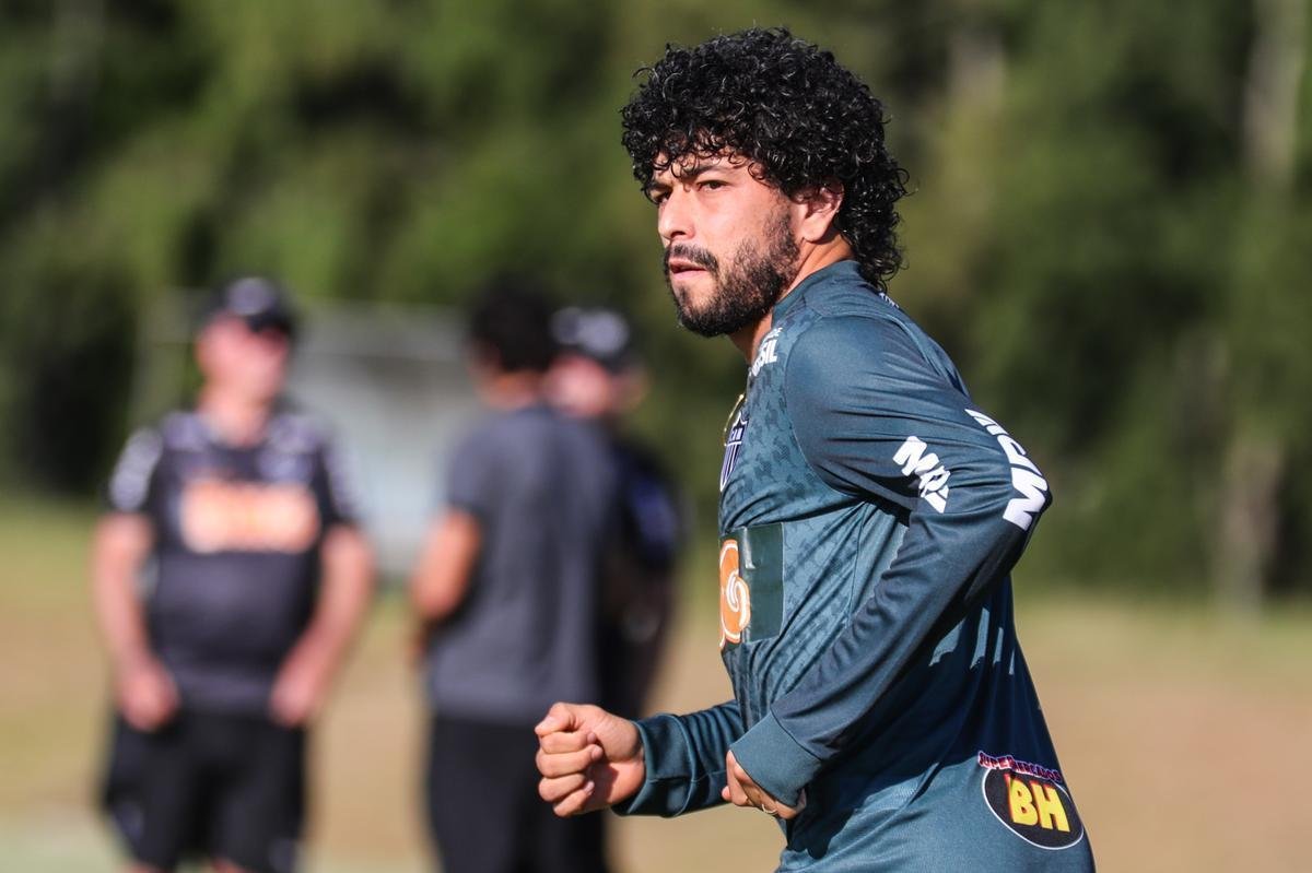Jogadores do Atltico treinaram no CT do Danubio, em Montevidu, nesta tera-feira