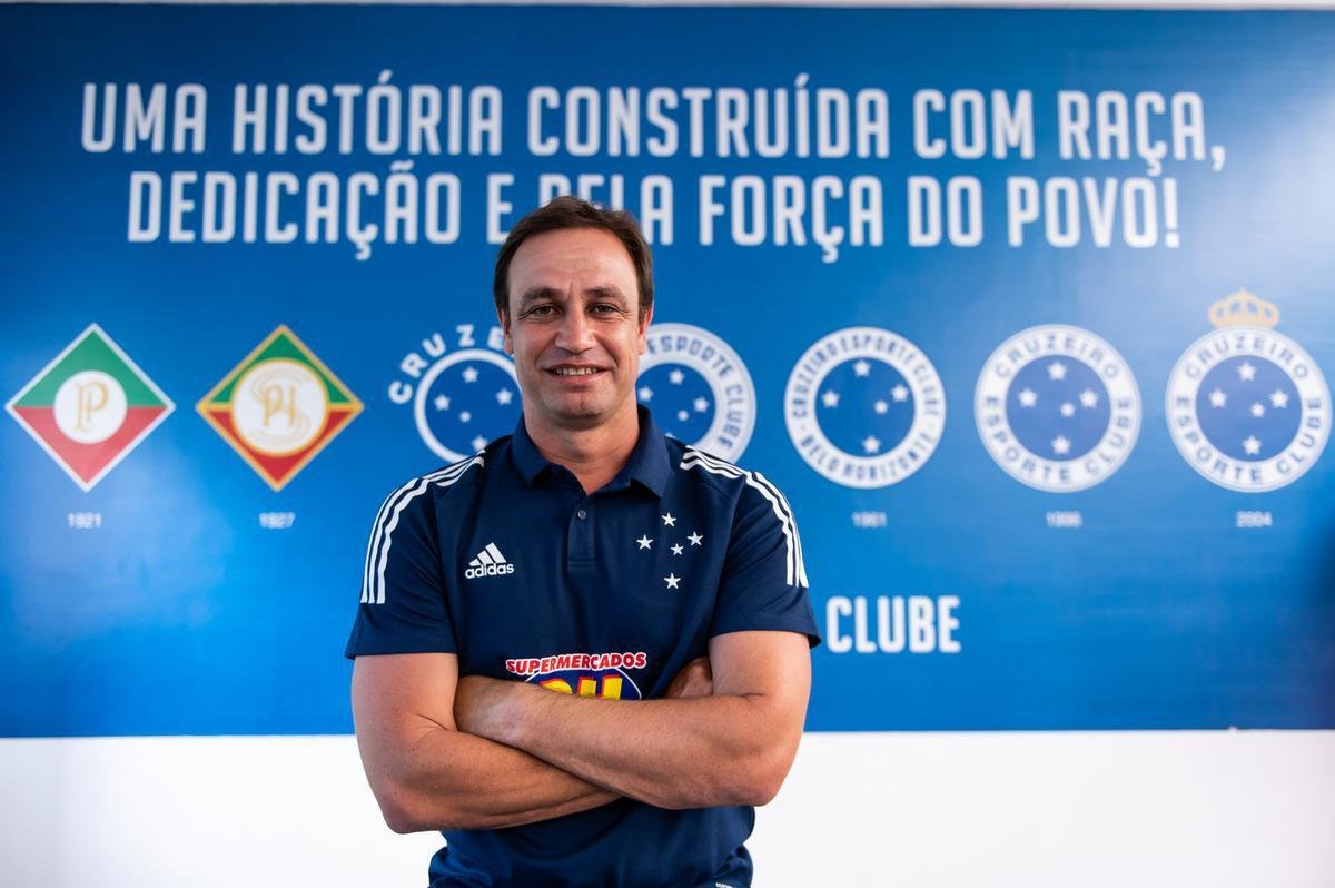 Felipe Conceio assinou com o Cruzeiro at dezembro de 2021