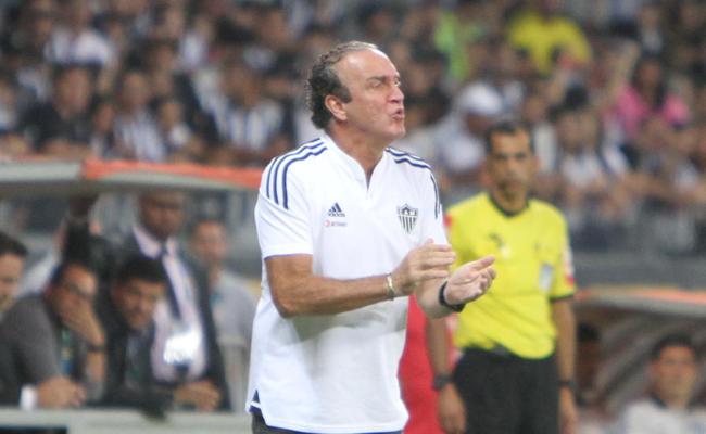 Cuca avalia falta de confiana como o maior problema do Atltico na temporada
