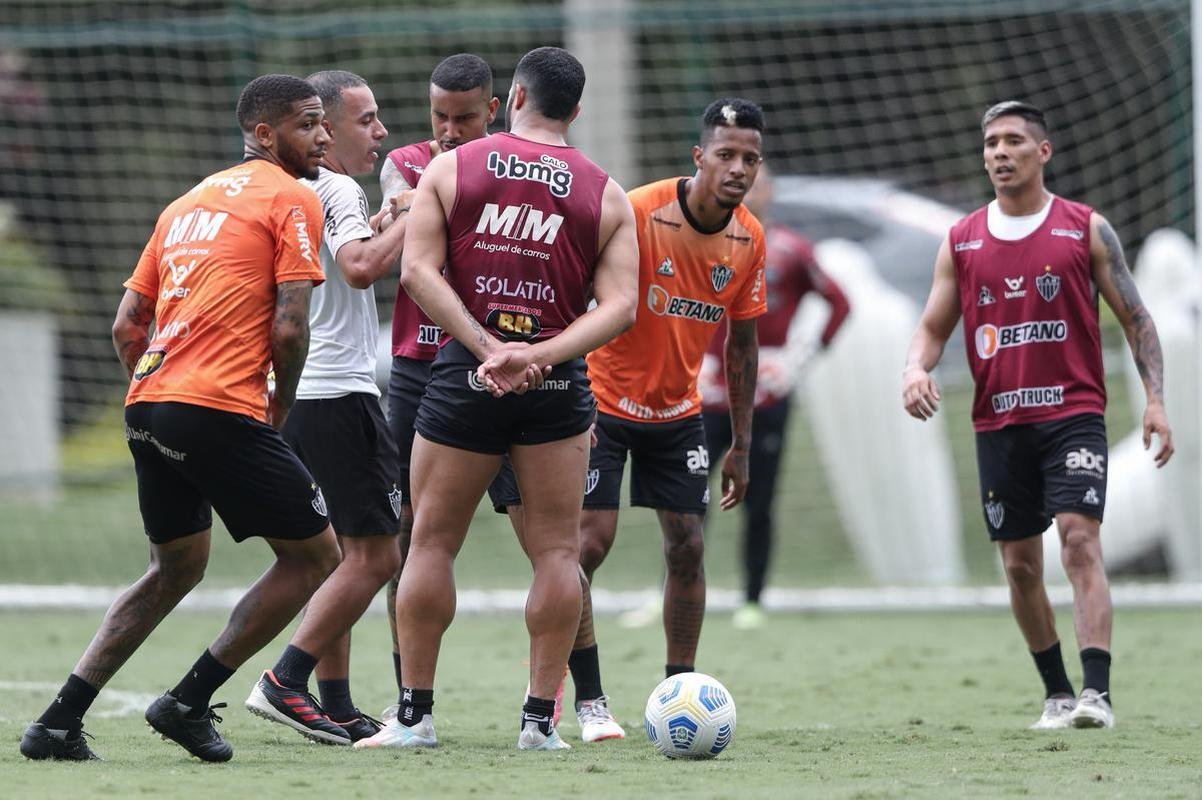 Treinamento do Atltico neste sbado, aps o ttulo brasileiro
