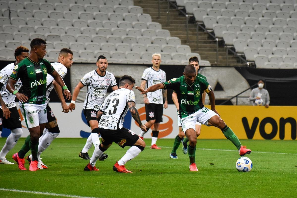 Fotos do empate por 1 a 1 entre Corinthians e Amrica, no Itaquero, em So Paulo, pela 21 rodada da Srie A do Brasileiro