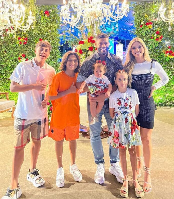 Hulk passou o Natal com a esposa e os filhos