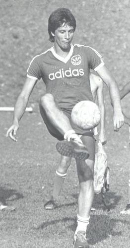 10 títulos - Douglas (volante). Período: 1981 a 1988; 1992 a 1994. Conquistas:
Supercopa Libertadores (1992), Copa do Brasil (1993), Campeonato Mineiro (1984, 1987, 1992 e 1994), Taça Minas Gerais (1982, 1983, 1984 e 1985).