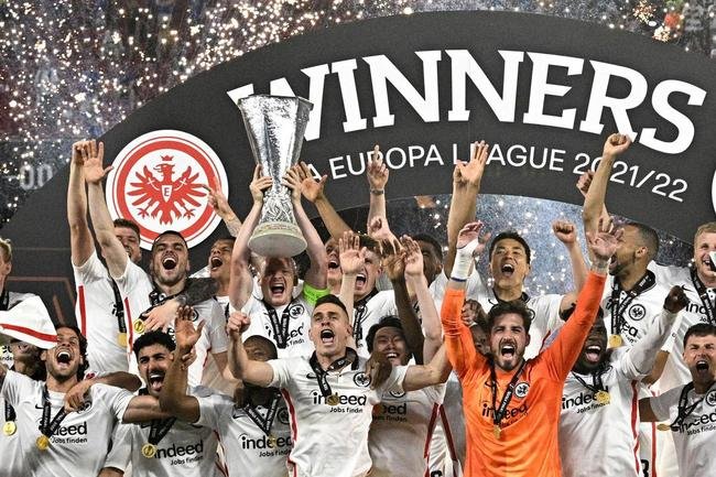 Eintracht bate o Rangers nos pnaltis, em Sevilla, e fatura a Liga Europa 