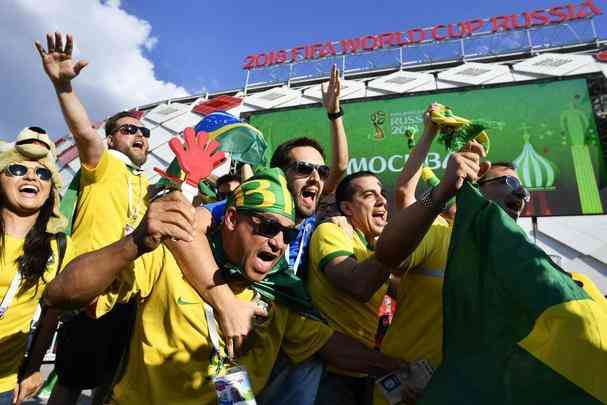 Fotos de ambiente no jogo entre Sérvia e Brasil, no Estádio Spartak, em Moscou, pelo Grupo E da Copa