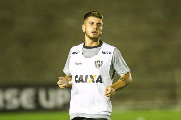 Jogadores trabalharam com bola no Almeidão, em João Pessoa, local da partida desta quarta, às 21h45, contra o Botafogo-PB, pela segunda fase da Copa do Brasil. Houve treinamento de pênaltis