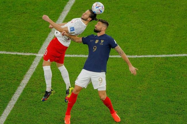 Lances da partida entre Frana e Polnia, pelas oitavas de final da Copa do Mundo.