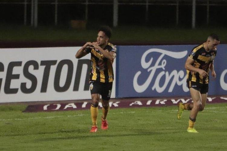 Deportivo Tchira-VEN (Grupo B)