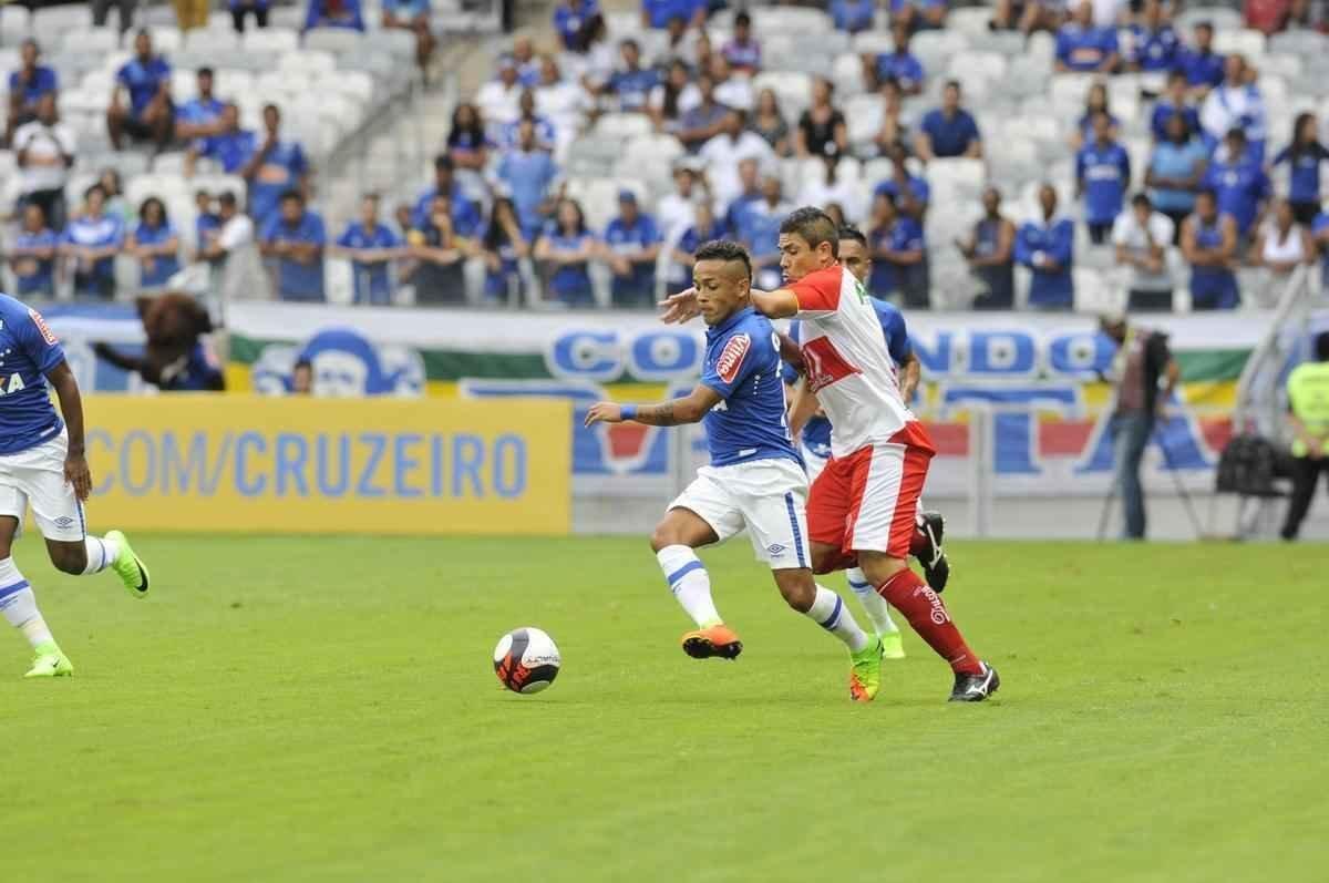 Imagens do jogo entre Cruzeiro e Tricordiano, pelo Campeonato Mineiro, no Mineiro