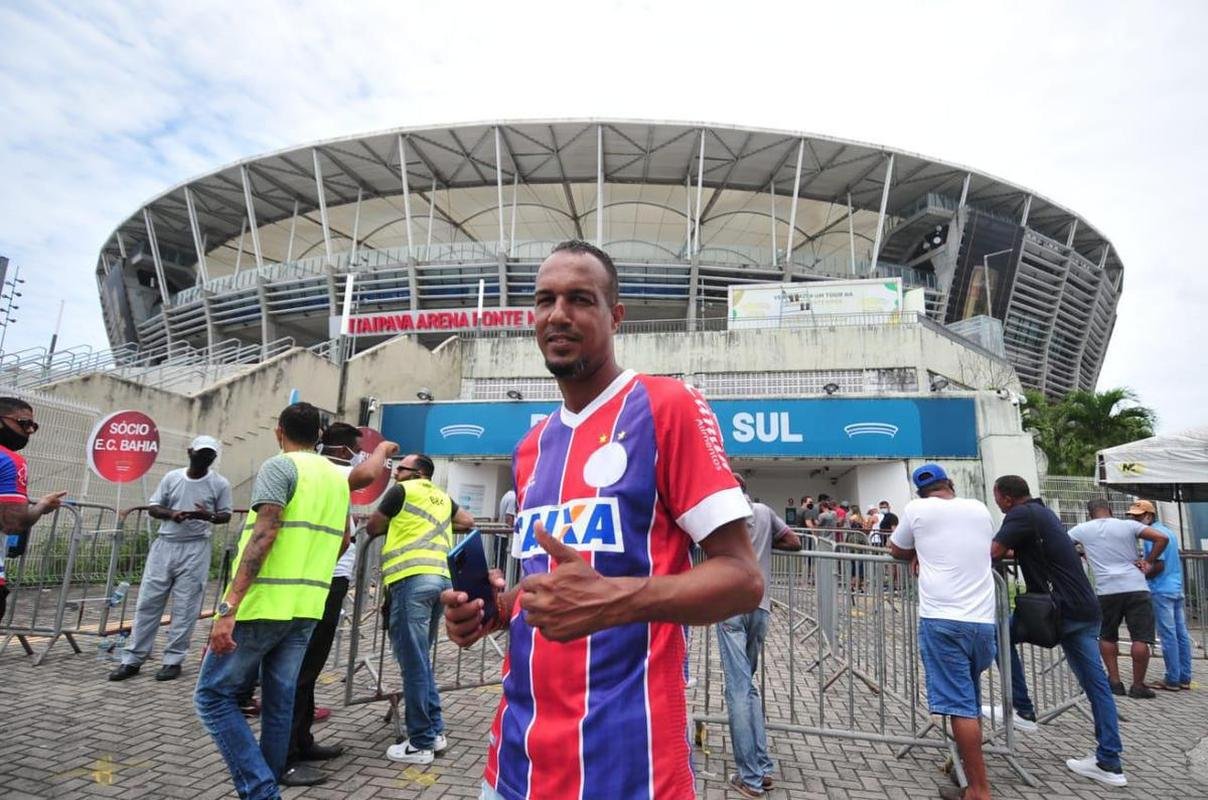 'Pode vir o Hulk, mas quem manda aqui  o Super-Homem', brincou Jlio Csar