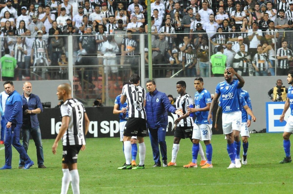 Atltico e Cruzeiro se enfrentaram pelas quartas de final da Copa do Brasil