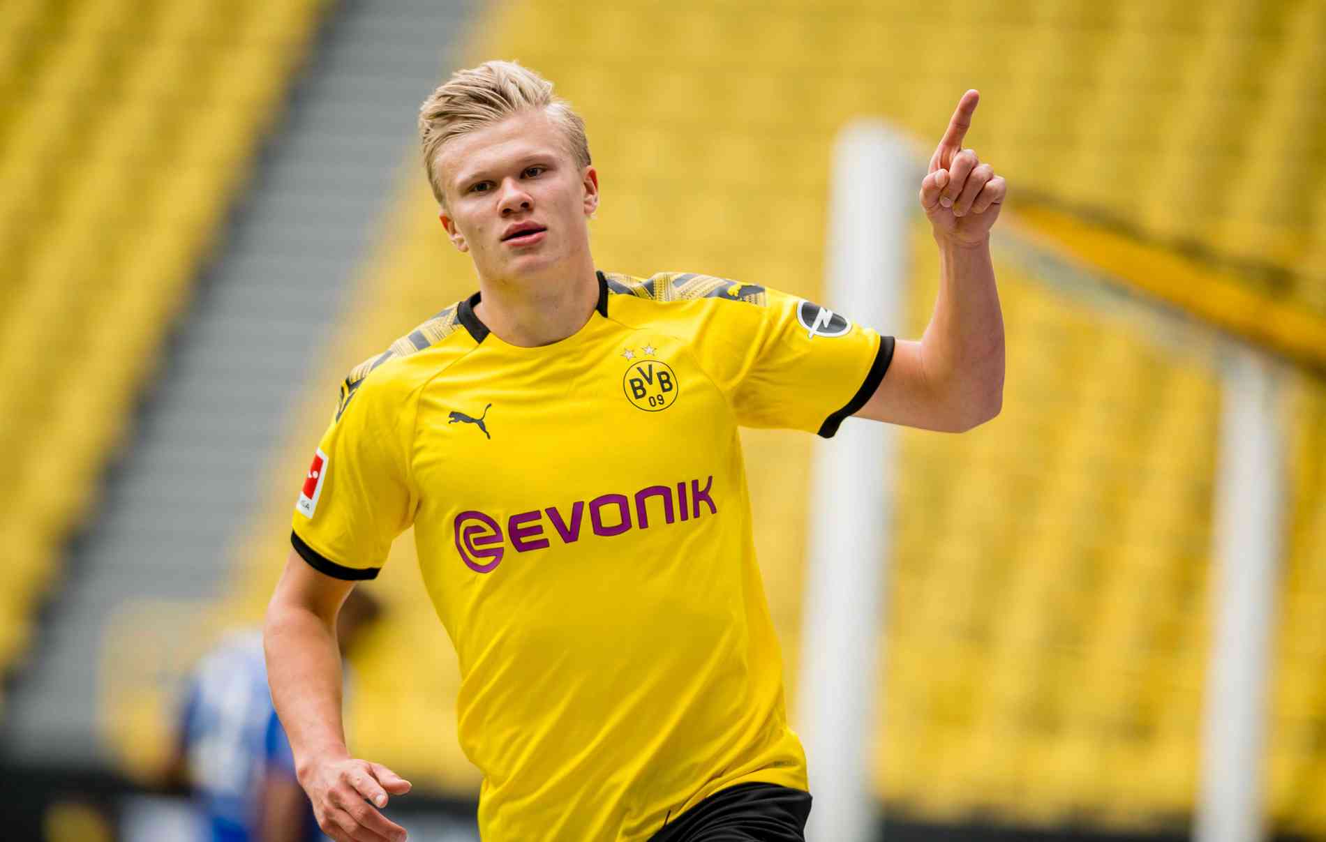 No Manchester City, Haaland já é um jogador melhor em reencontro com o  Dortmund