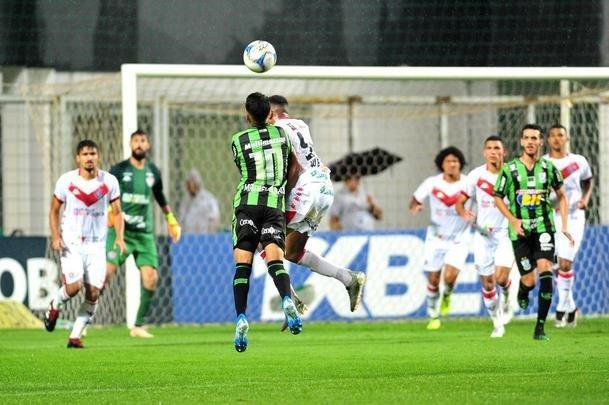 Fotos do duelo entre Amrica e Vitria, no Independncia, pela 36 rodada da Srie B