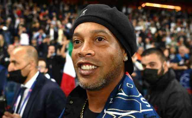 Ronaldinho atuou entre 2001 e 2003 pelo PSG, onde realizou 77 jogos e marcou 25 gols