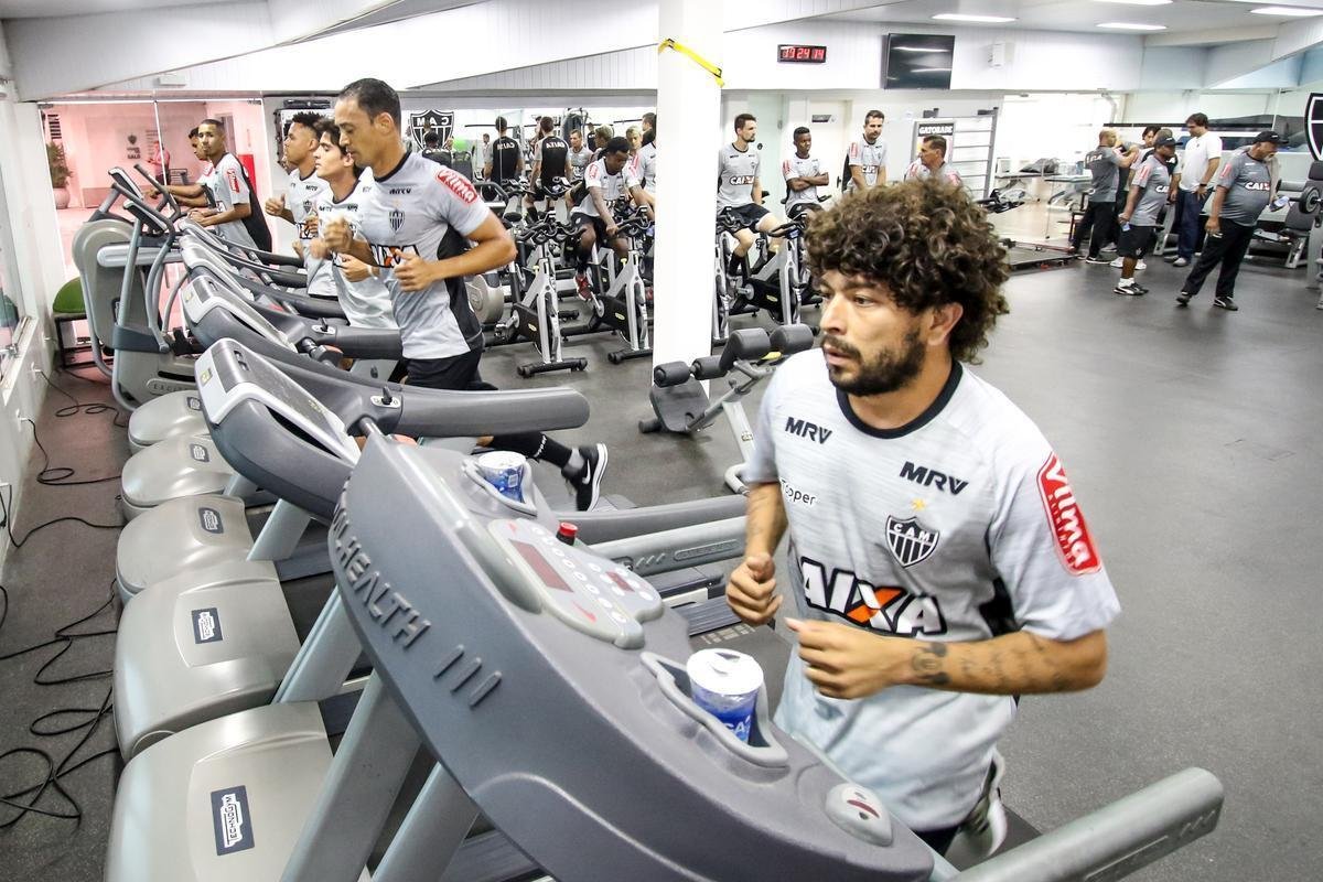 Veja fotos dos jogadores do Atltico no dia da reapresentao