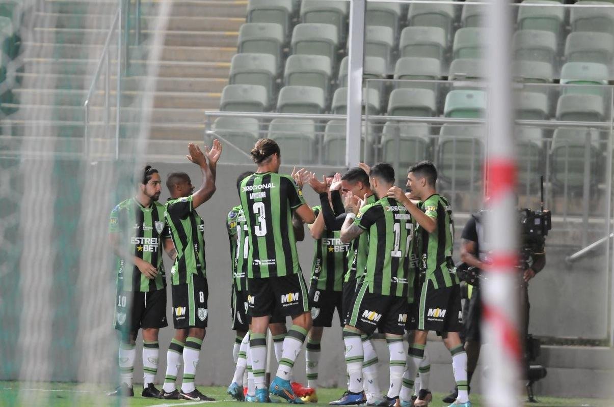 Fotos de Amrica x Pearol pela Sul-Americana, no Independncia