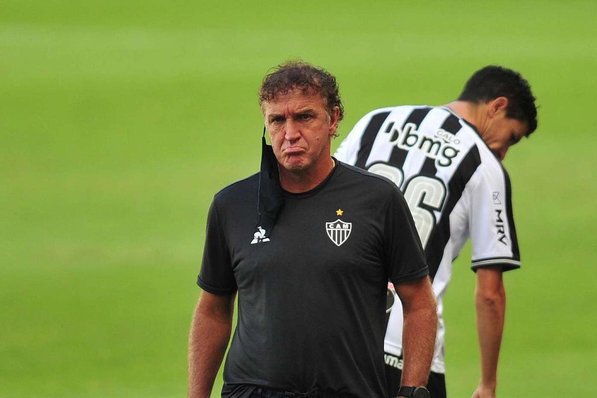 Cuca - treinador preferiu deixar o clube
