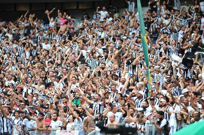 Torcida do Atltico no jogo de ida da final da Copa do Brasil de 2021, contra o Athletico-PR, no Mineiro, em BH