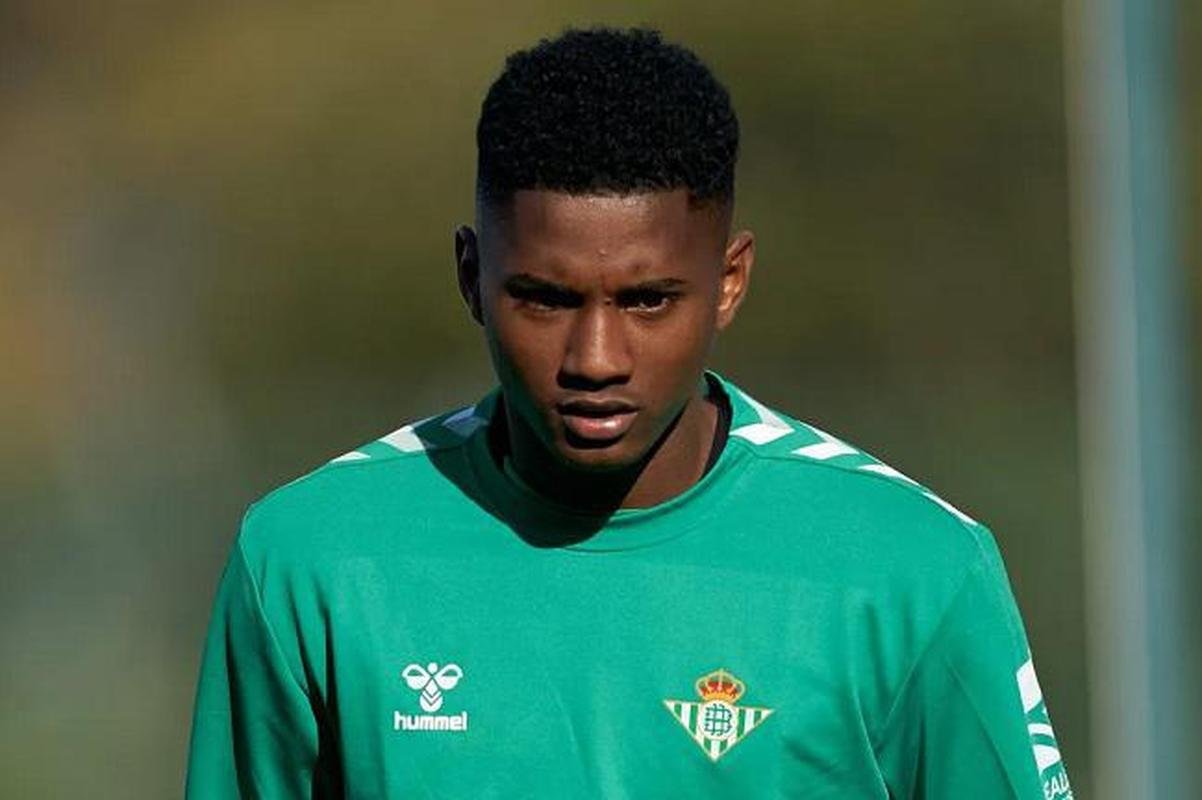 5 - Abner (Betis-ESP): 7 milhes de euros