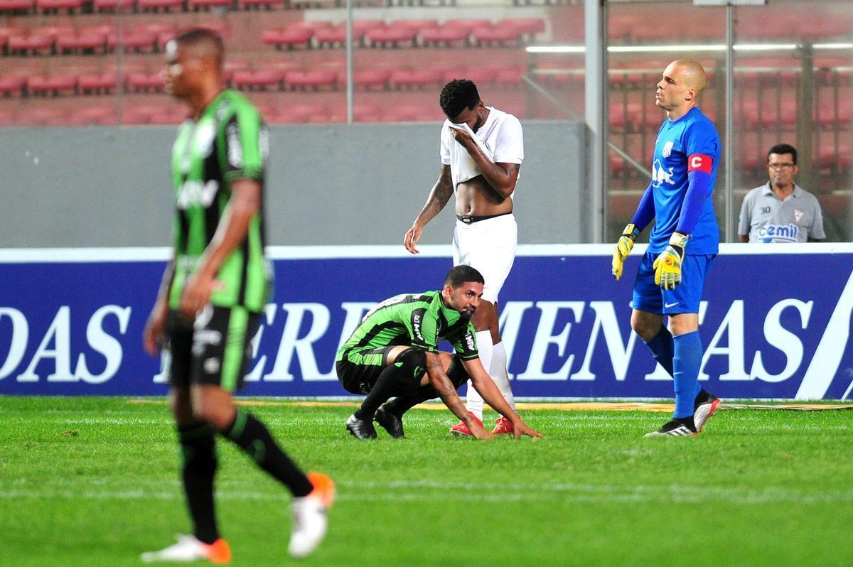 Amrica vence o Bragantino no Independncia e entra no G4 da Srie B