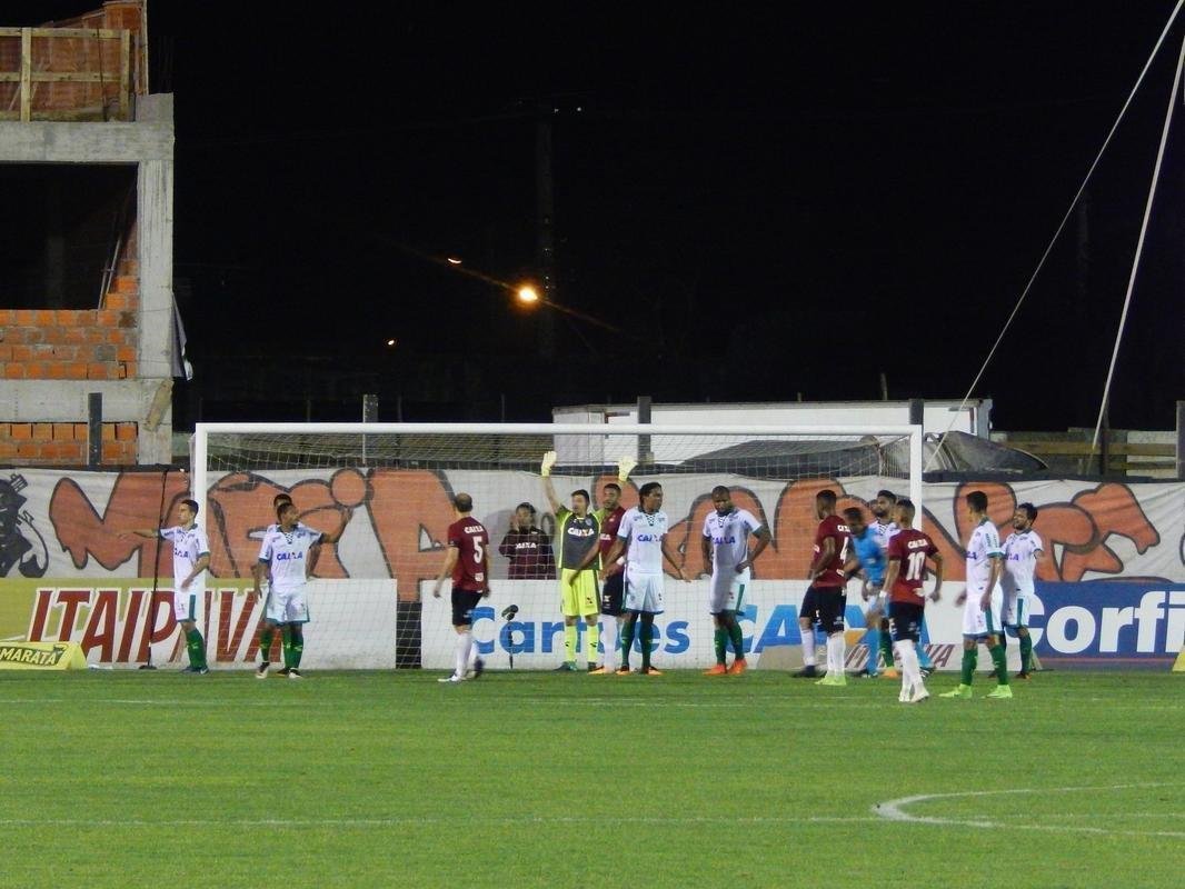 Imagens do jogo entre Brasil de Pelotas e Amrica, no Bento de Freitas, pela 30 rodada da Srie B do Brasileiro
