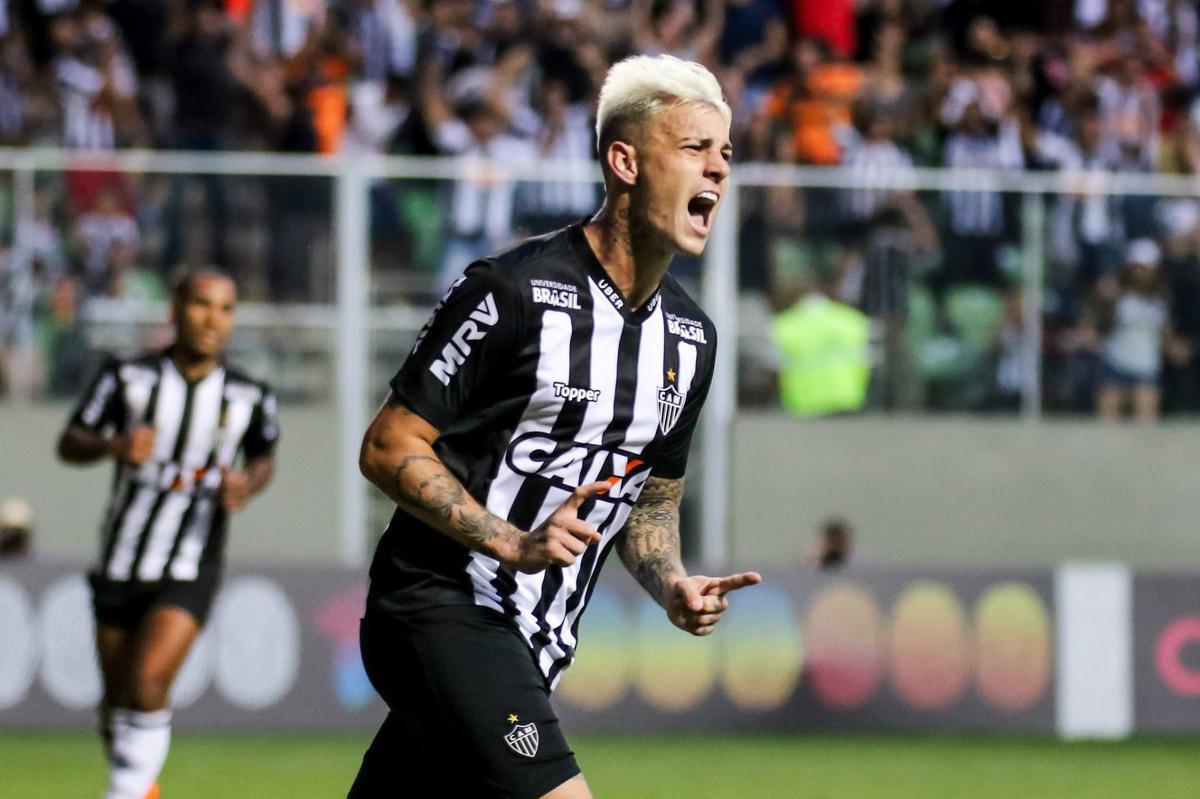 Róger Guedes - atacante