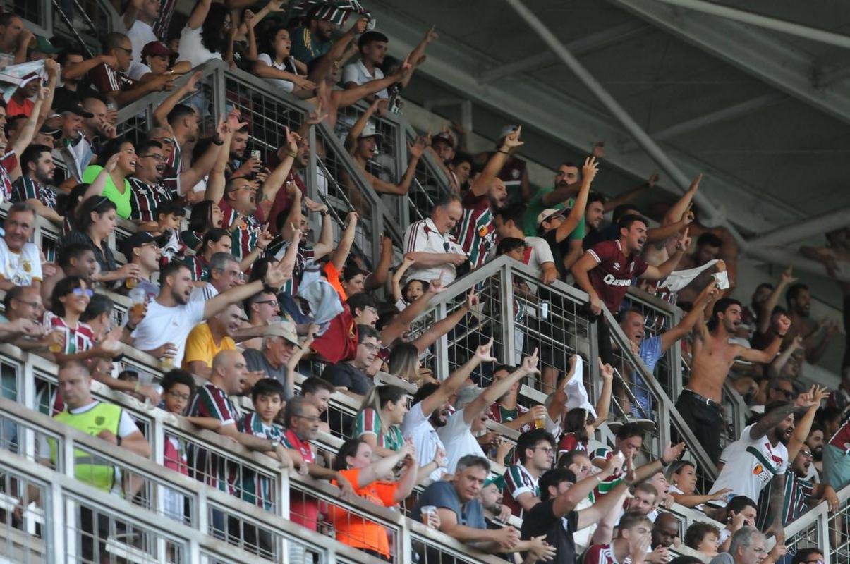 Amrica foi derrotado por 3 a 0 pelo Fluminense neste sbado (15/4), no Independncia, pela 1 rodada do Campeonato Brasileiro