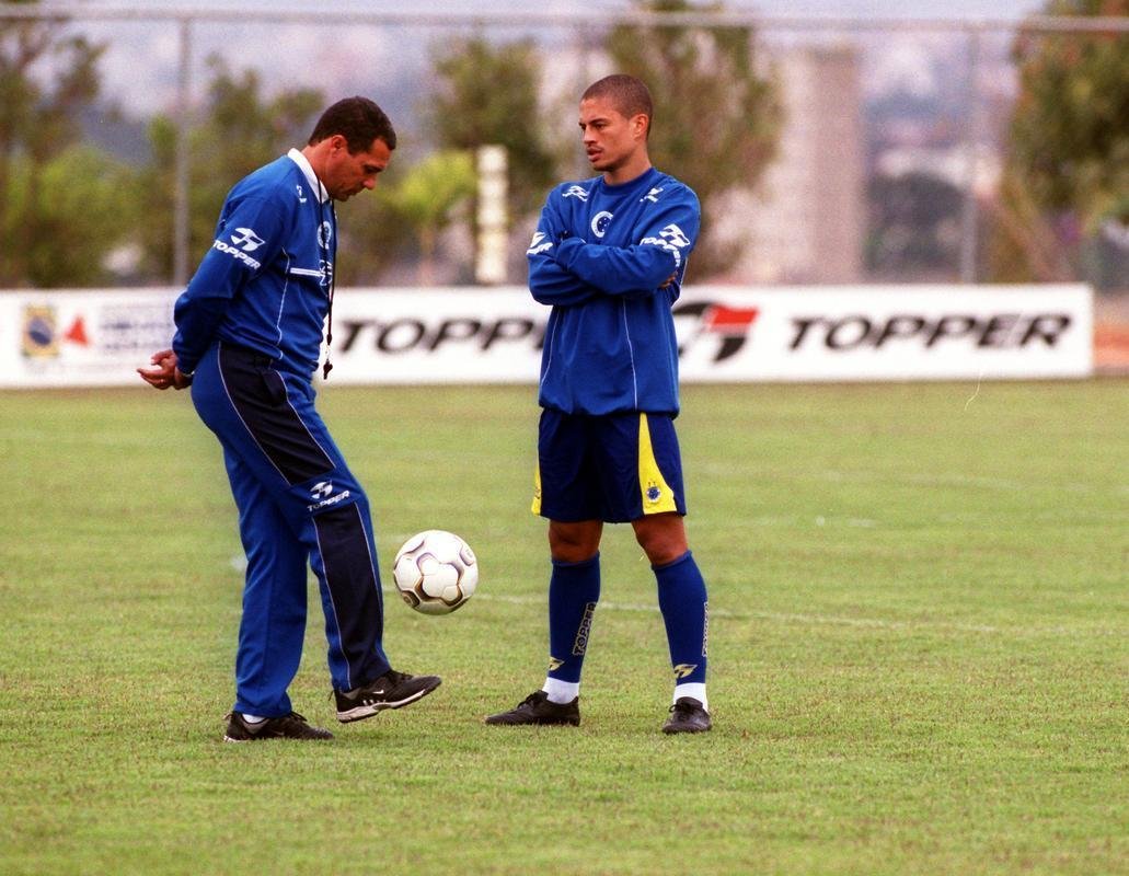 AGOSTO - Dia a dia de treinos do Cruzeiro na temporada que culminou com a Trplice Coroa