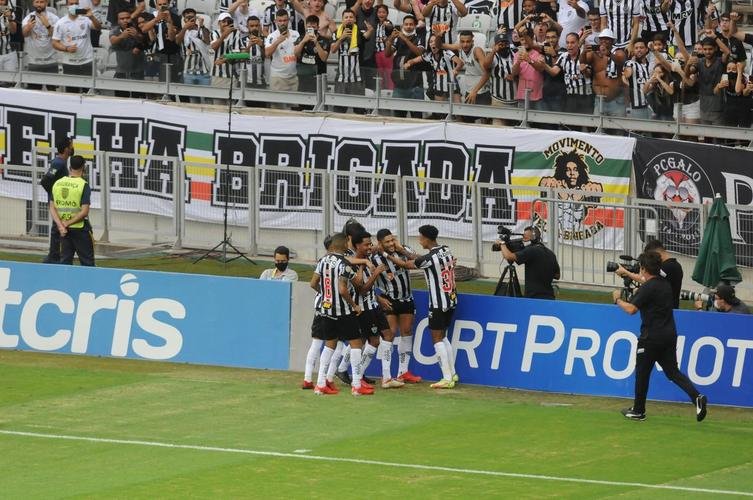 09/10/2021 - Atltico 3x1 Cear - Campeonato Brasileiro - 25 rodada - pblico total: 10.265 - renda bruta: R$ 468.706,00