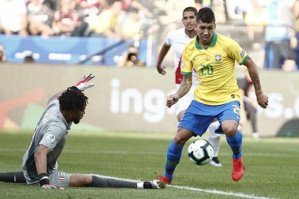 Imagens da vitória do Brasil sobre o Peru, na Arena Corinthians