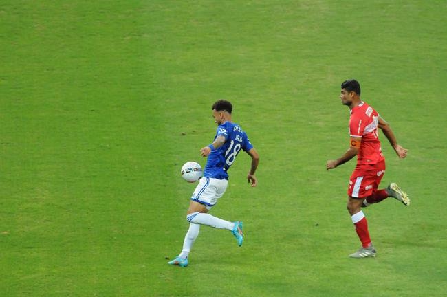 Fotos do jogo entre Cruzeiro e CRB, no Mineiro, em Belo Horizonte, pela 11 rodada da Srie B do Brasileiro