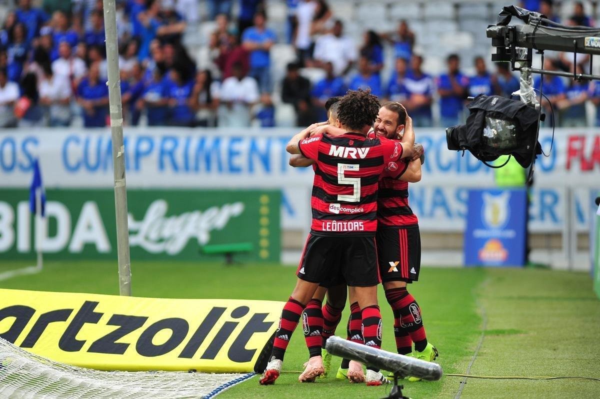 Cruzeiro x Flamengo: fotos do jogo vlido pela 37 rodada do Brasileiro, neste domingo (25/11), no Mineiro (Ramon Lisboa/EM D.A Press)
