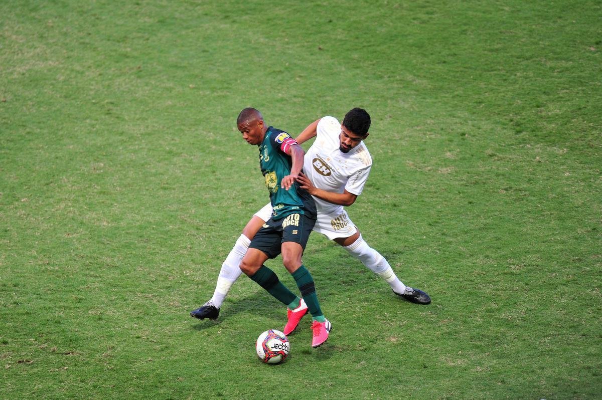 Fotos do jogo entre Amrica e Cruzeiro, pela semifinal do Mineiro