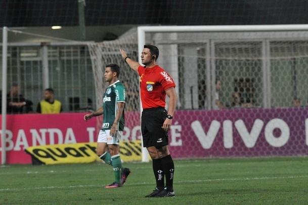 Imagens da partida entre Atltico e Palmeiras, no Independncia, pela 35 rodada do Brasileiro