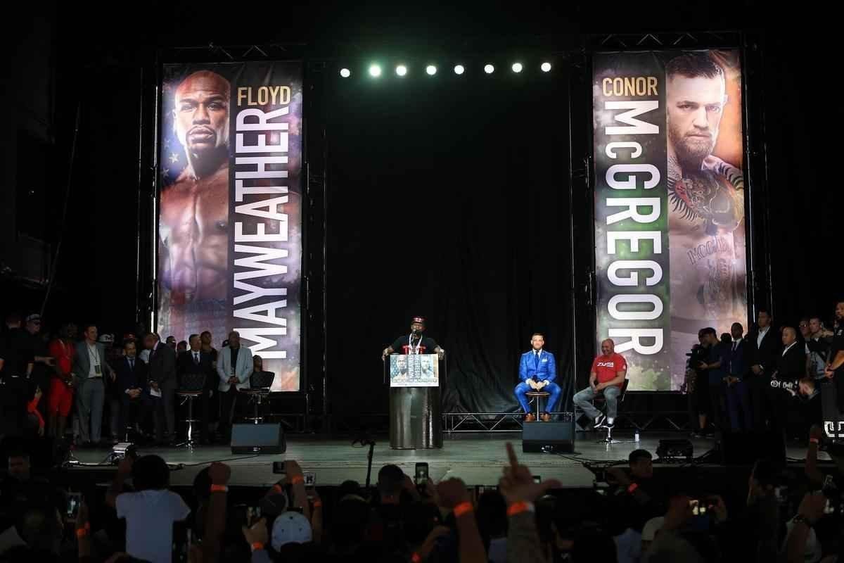 Floyd Mayweather e Conor McGregor tm segundo encontro, em Toronto, com muito falatrio
